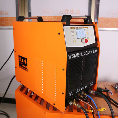 3.5 Inch TIG LCD Welding Machine With AC DC Inverter 7.5KVA Power
